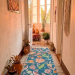 Tapis de couloir fleurs bleus