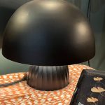Lampe champignon noir